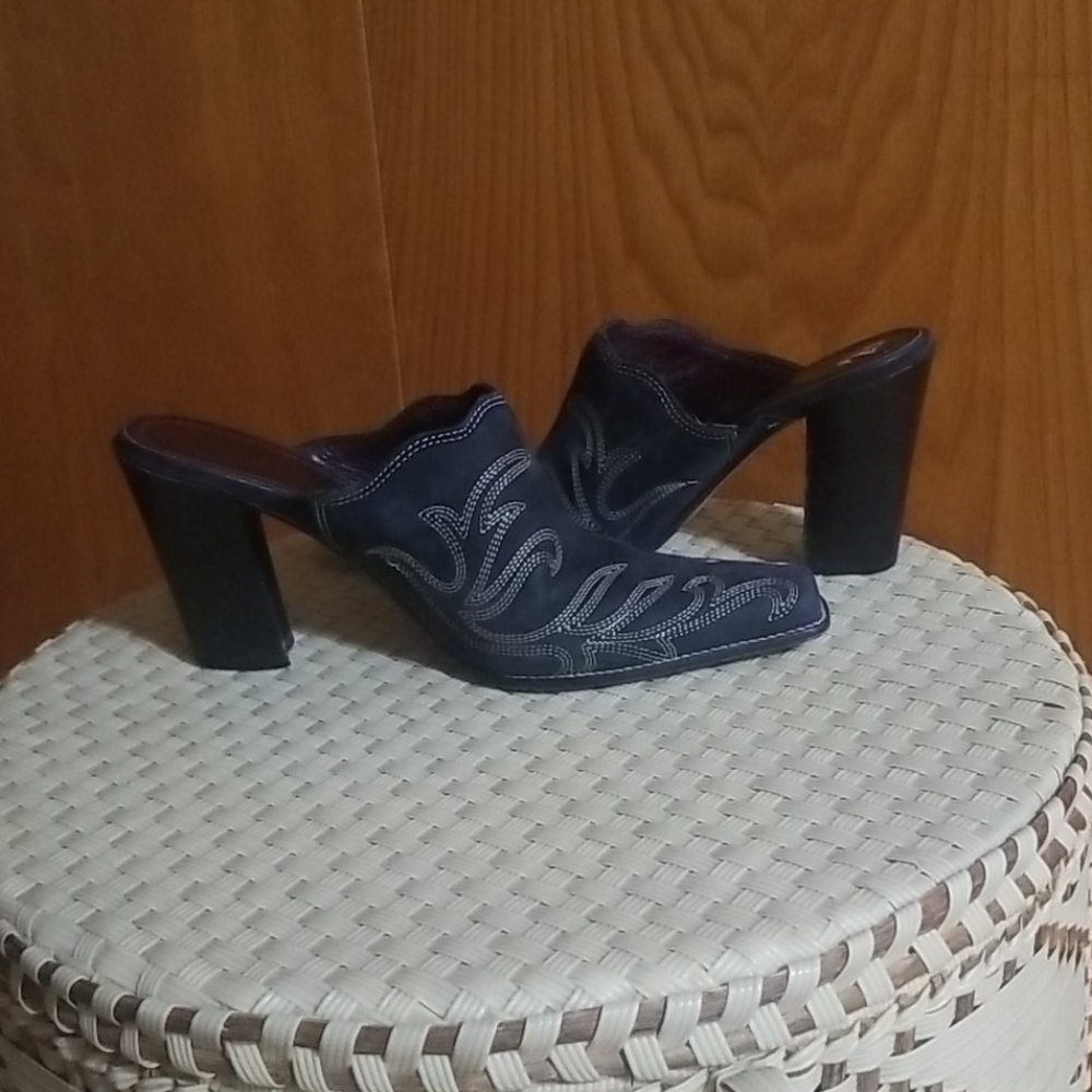 Western clogs
